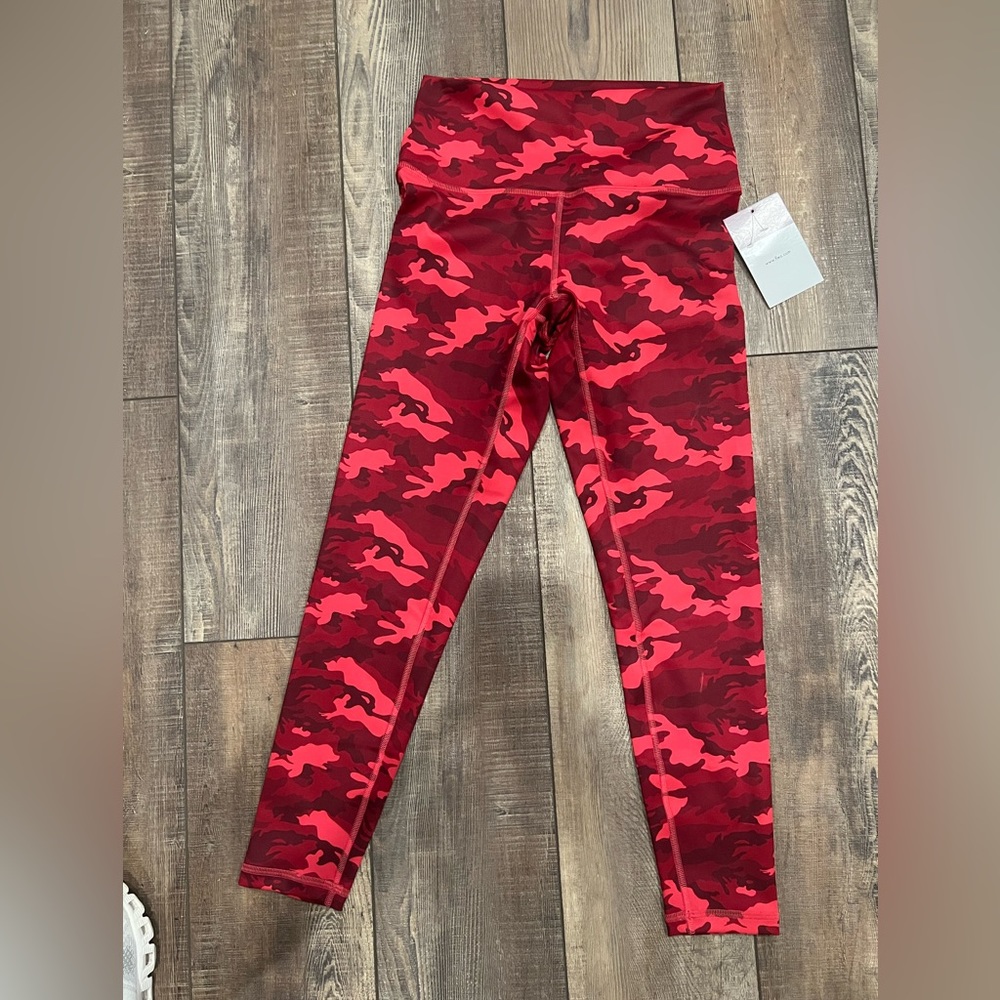 FLEO Raspberry Camo
